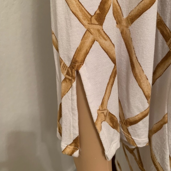 Chico’s Bamboo Design Tunic Top (Size 0) - Picture 4 of 8